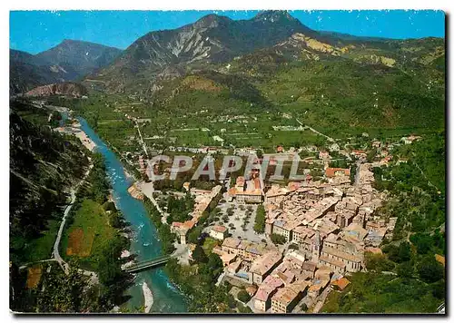Cartes postales moderne Paysages de France Castellane Alpes de Haute Provence La Ville et la Vallee du Verdon vus de la