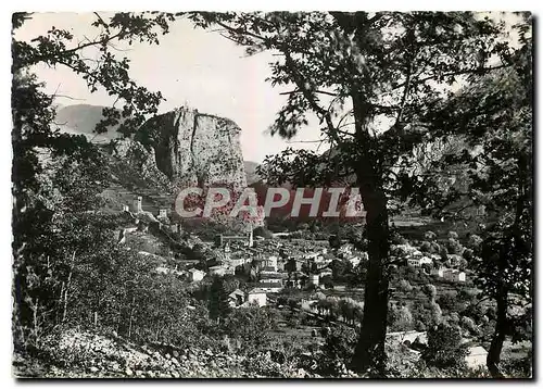 Cartes postales moderne Castellane B A sur la Route Napoleon Vue Generale et le Roc