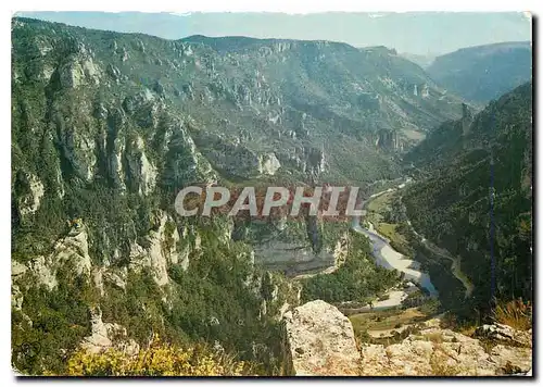 Cartes postales moderne En Parciurant les Gorges du Tarn Vue Panoramique prise du Point Sublime