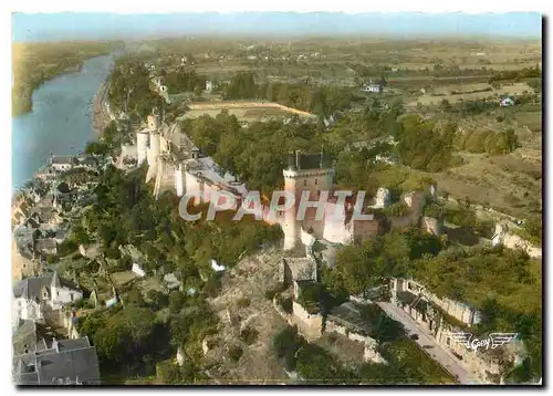 Cartes postales moderne La France Vue du Ciel Chinon I et L Le Chateau et la Vienne