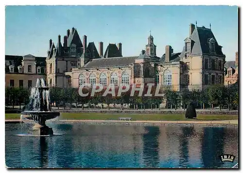 Cartes postales moderne Fontainebleau Seine et Marne Le Palais la Salle de bal la chapelle St Saturnin et le pavillon du