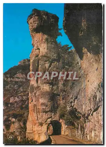 Cartes postales moderne En Parcourant les Gorges du Tarn Pougnadoires La Tour Eiffel