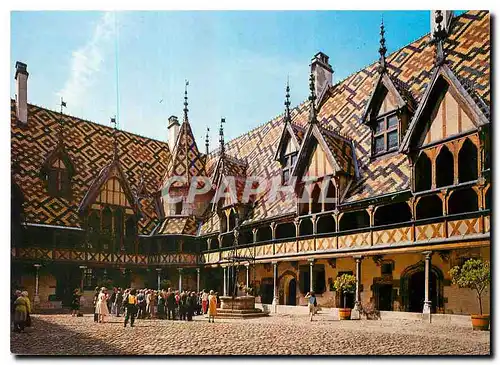 Cartes postales moderne Beaune Cote d'Or La cour d'honneur