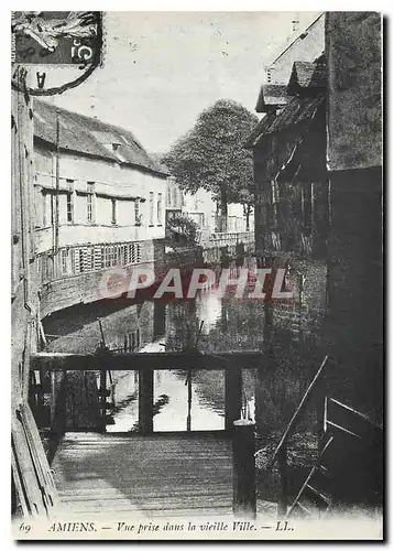 Cartes postales moderne Amiens Vue prise dans la vieille Ville