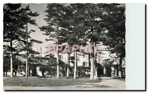 Cartes postales moderne Sanctuaires de France La Sainte Baume Var l'Hotellerie vue de la Foret Domaniale