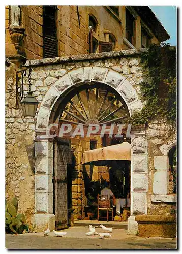 Cartes postales moderne Cote d'Azur Saint Paul de Vence La Colomve d'Or Le Portail