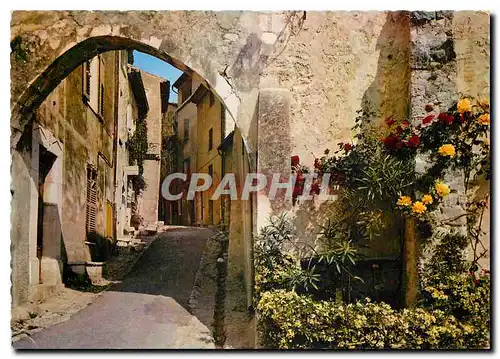 Cartes postales moderne Cote d'Azur St Paul de Vence A Mar Vue pittoresque sur une Ruelle