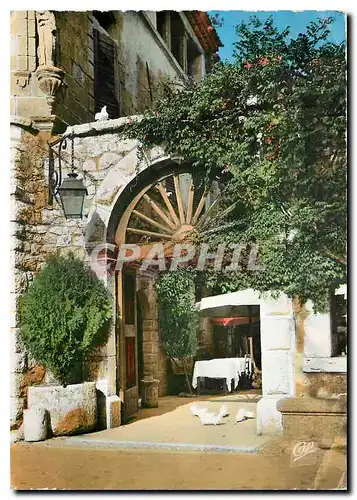 Cartes postales moderne Saint Paul A M La Colombe d'Or Le Portail