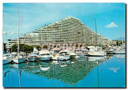 Cartes postales moderne Marina Baie des Anges Villeneuve Loubet plage cote d'Azur French Riviera Immeuble Amiral