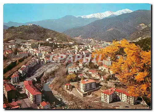 Cartes postales moderne Amelie les Bains Pyr Or La Perle des Pyrenees Vue generale au fond le Canigou enneige