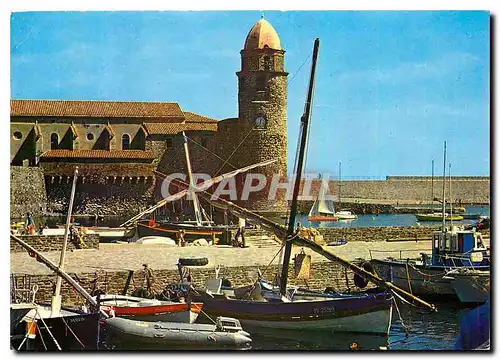 Cartes postales moderne La Cote Vermeille Collioure Ville catalane Une partie des quais du port eglise N D des Anges