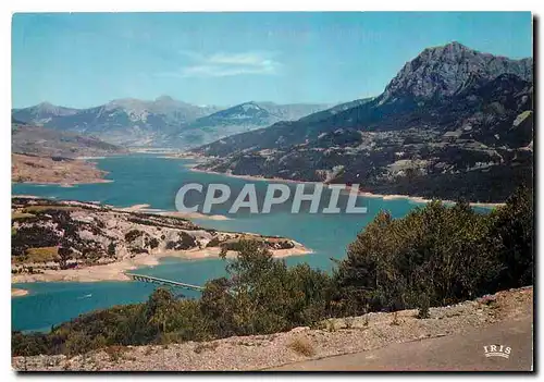 Cartes postales moderne Lac de Serre Poncon H A Vue d'ensemble du Lac vers Savines et Embrun a droite le Grand Morgon