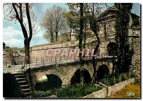 Cartes postales moderne La Cerdagne Francaise Mont Louis Citadelle de Vauban Porte de France