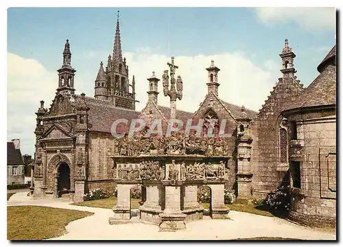 Cartes postales moderne L'Eglise et le Calvaire de Guimiliau