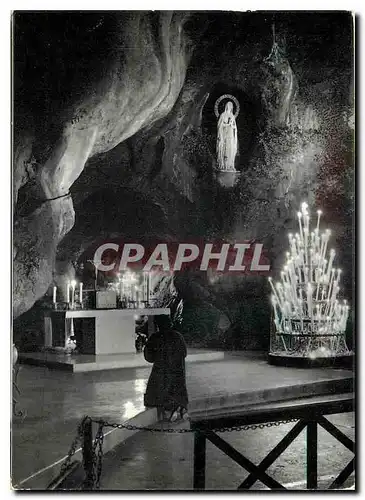 Cartes postales moderne N D de Lourdes La Grotte la nuit