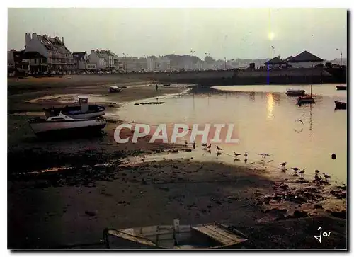 Moderne Karte La Bretagne en Couleurs Quiberon Lever du Jour sur Port Maria a maree Basse