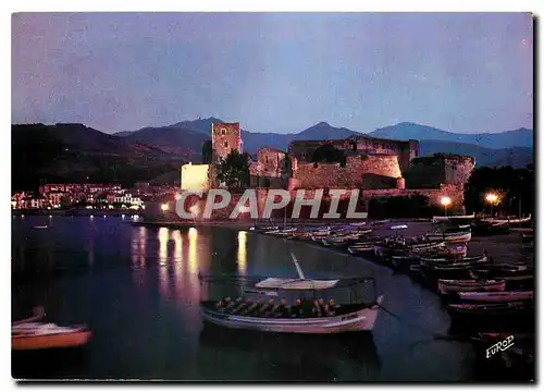 Cartes postales moderne Cote Vermeille Collioure Port et Chateau XII siecle le Soir