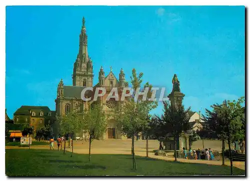 Cartes postales moderne Saint Anne d'Auray Morbihan la BAsilique et la Fontaine