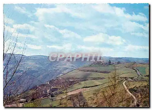 Cartes postales moderne Le Fel Aveyron l'eglise de Roussy pres de Montsalvy Cantal Auberge fleurie