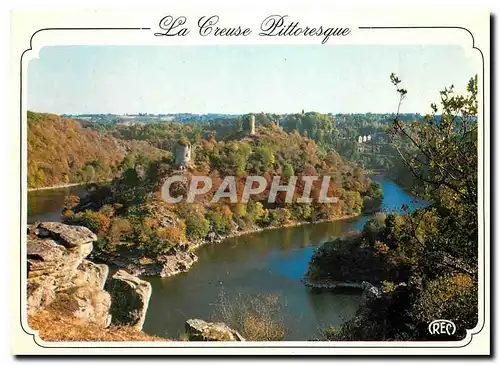 Cartes postales moderne La Creuse Pittoresque Crozant Creuse Les Ruines du Vieux Chateau ou confluent de la Creuse