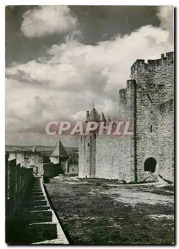 Cartes postales moderne Carcassonne Aude La Cite Les lices hautes Tour Saint Nazaire