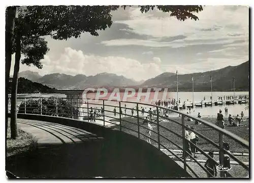 Cartes postales moderne Aix les Bains Hte Savoie La Plage Au fond le Granier