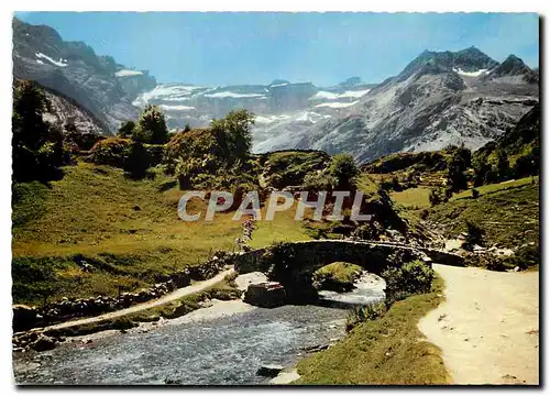 Cartes postales moderne Gavarnie Pont de Noel et le Cirque