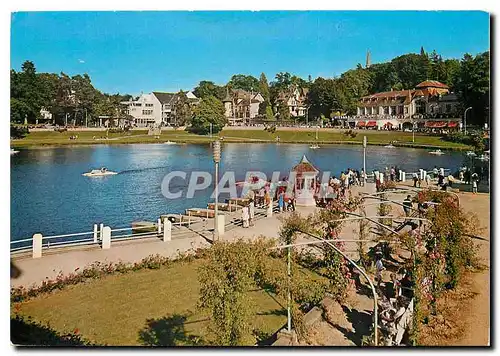 Cartes postales moderne Station Thermale de Bagnoles de l'Orne Le Lac du Casino et les Jardins fleurs