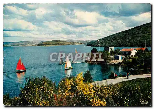 Cartes postales moderne Le Limousin Pittoreque Pres de Peyrat le Chateau le lac de Vassiviere l'un des plus beaux du Lim