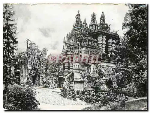 Cartes postales moderne Hauterives (Drome) Palais Ideal Travail d'un seul home Vue generale