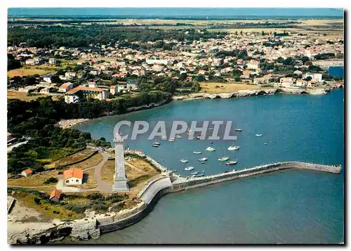 Cartes postales moderne Saint Georges de Didonne (Ch Mar) Le phare et le Port