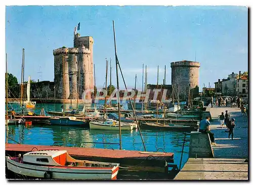 Cartes postales moderne Rochelle (Ch Mame) La tour Saint Nicolas et la Tour de la Chaine