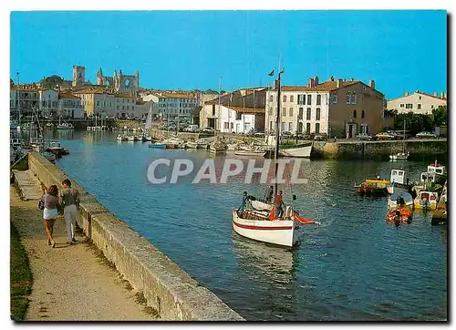 Cartes postales moderne Ile de Re (Ch Mme) Saint Maritn le Port et l'Eglise