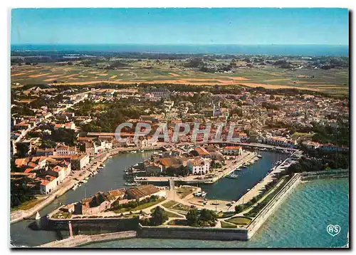 Cartes postales moderne Ile de Re (Ch Mme Saint Marti de Re vue generale du Port