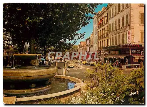 Cartes postales moderne Couleurs et Lumiere de France La Cote d'Azudr Miracle de la Nature Hyeres (Var) Place Clemenceau