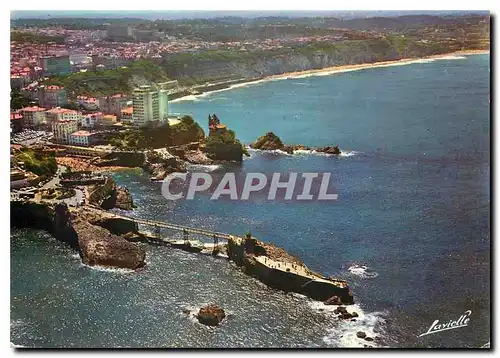 Cartes postales moderne Biarritz le rocher de la Vierge l'Eurotel et la cote des Basques