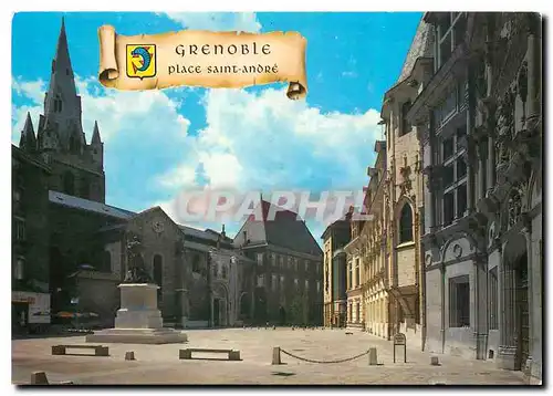 Cartes postales moderne Grenoble Eglise St Andre (XIIIe s) Palais de Justice (XVe XVIes) et Statue du Chevalier Bayard