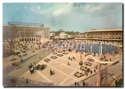 Cartes postales moderne Les pavillons de l'URSS des pays Arabes et des USA vus de la Passerelle Exposition unverselle de