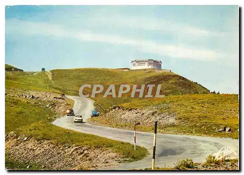 Cartes postales moderne Les Pyrenees Luchon Superbagneres (Alt 1800 m) Arrivee de la route sur le Plateau de Superbagner