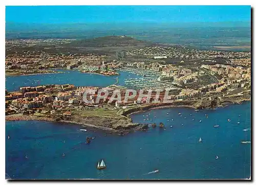 Cartes postales moderne Le Cap d'Agde (34300 Herault) Vue aerienne avec les Falaises et les Criques en Premier plan