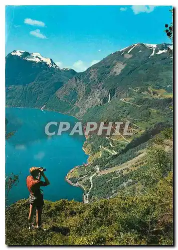 Cartes postales moderne Norway View of the fjord and the Eagle Rond