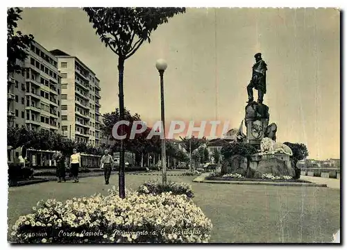 Cartes postales moderne Torino Cours Cairoll et Monument a Garibaldi