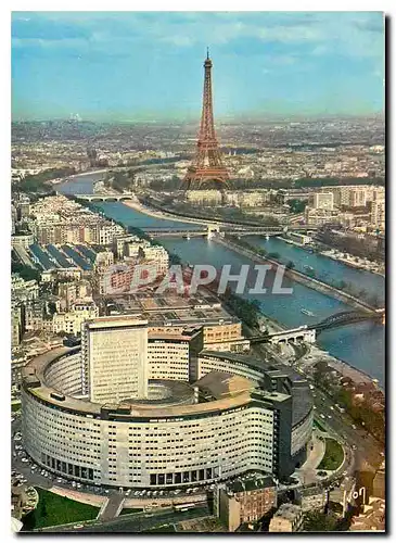 Cartes postales moderne Couleurs et Lumiere de la France En survolant Paris La Maison de la Radio (Arch Henri Bernard)