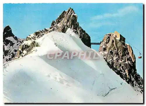 Cartes postales moderne Chamonix Mont Blanc Teleferique de l'Aiguille du Midi (3842m) cordee sur l'Arete