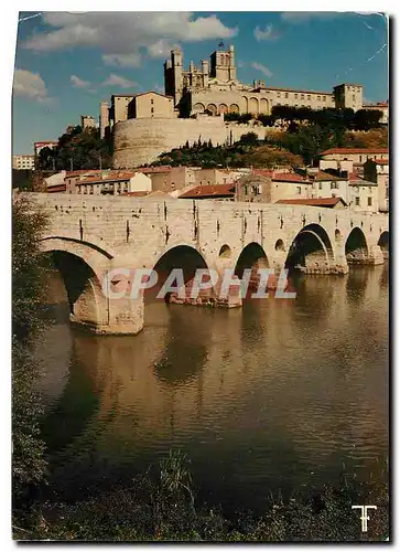 Cartes postales moderne Languedoc Beziers Cathedrale St Nazaire (du XII au XVe) et le Pont vieux sur l'Orb