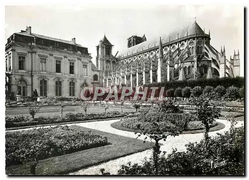 Cartes postales moderne Les Merveilles du Berry Cher Hotel de Ville et la Cathedrale