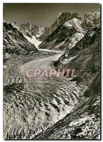 Cartes postales moderne Chamonix (Haute Savoie) alt 1050m la Mer de glace et les Grandes Jorasses