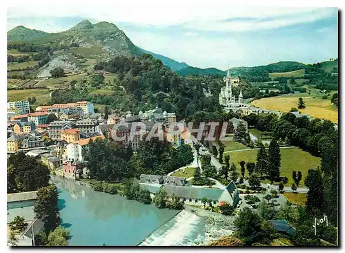 Cartes postales moderne Couleurs et Lumiere de France Les Pyrenees Lourdes (Hautes Pyrenees) Vue generale