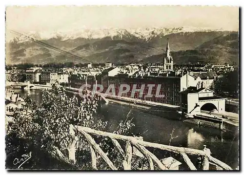 Cartes postales moderne Les Bellles Alpes Francaise Grenoble Vue generale et la Chaine des Alpes