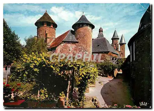 Cartes postales moderne Collonges la Rouge Correze) La porte Plate et l'Hotel de Friac